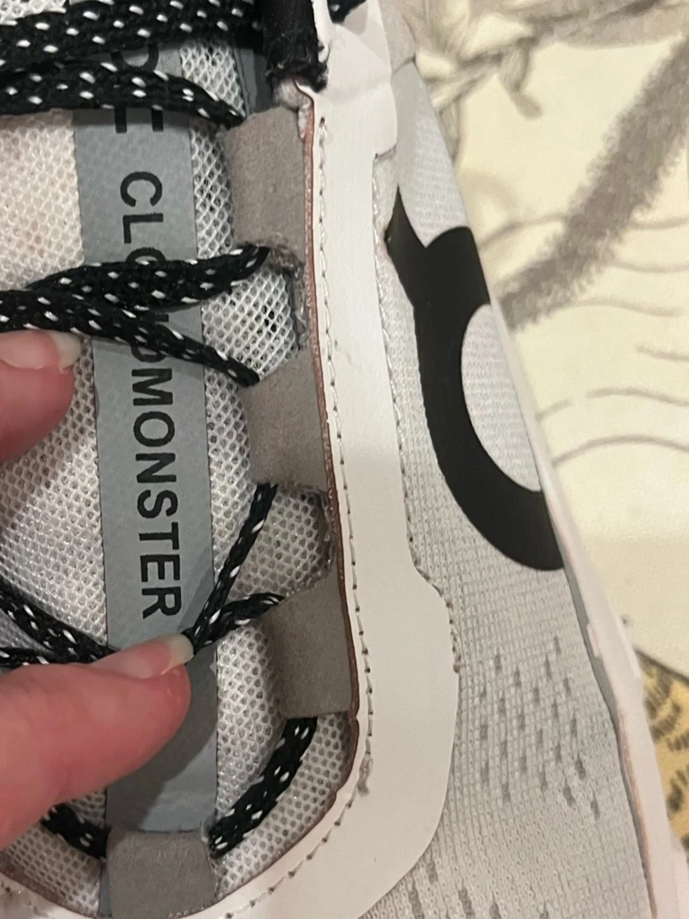 Men’s On Cloudmonster white size 8 (41) - Picture 4 of 10